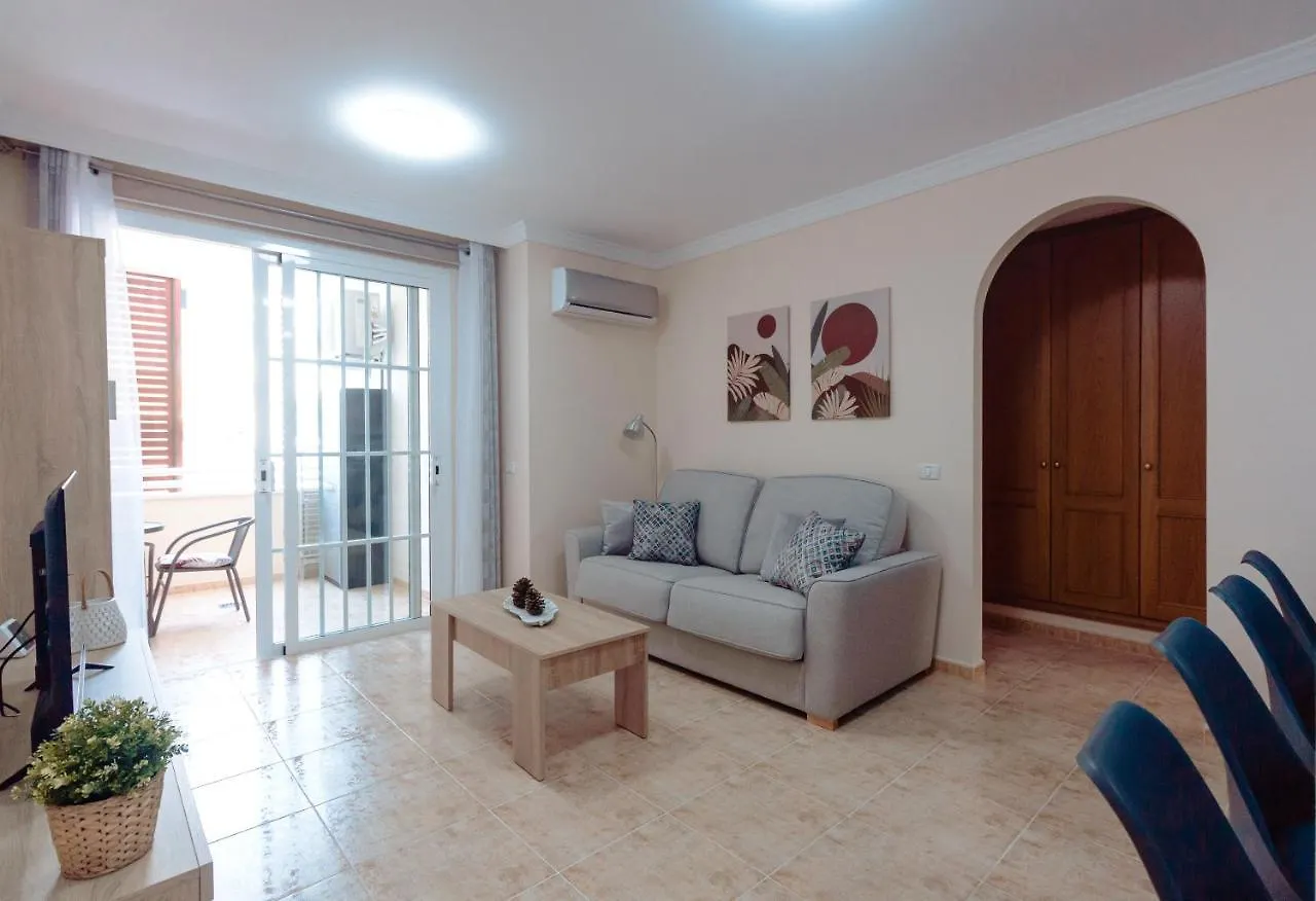 Apto Ache, Acogedor Apartamento De 66 M Con Terraza, Aire Acondicionado Y Parking Privado Gratuito Los Abrigos