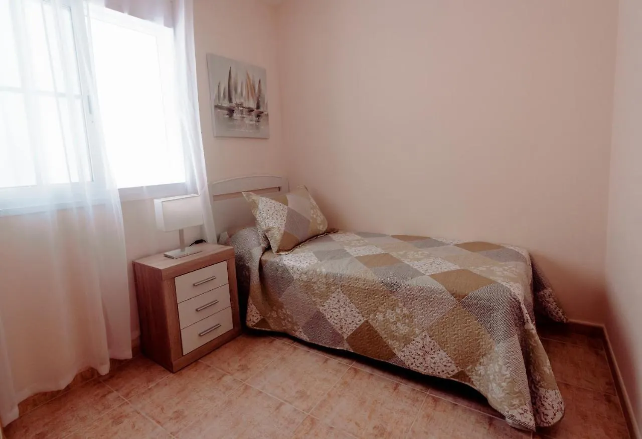 Apartment Apto Ache, Acogedor Apartamento De 66 M Con Terraza, Aire Acondicionado Y Parking Privado Gratuito Los Abrigos